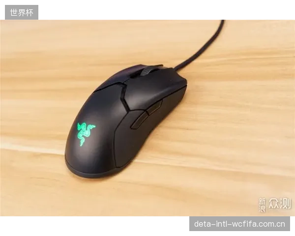 德国科隆IEM赛场技术团队发现，具备时钟漂移补偿的SteelSeries8K鼠标能更完美适配现场的360Hz高刷新率显示器